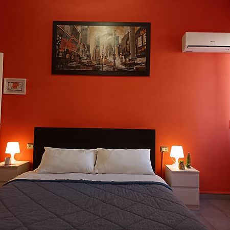 Adriatic Room 50 M Dalla Stazione Ferroviaria Di Ciampino E Dalla Navetta Aeroportuale Екстериор снимка