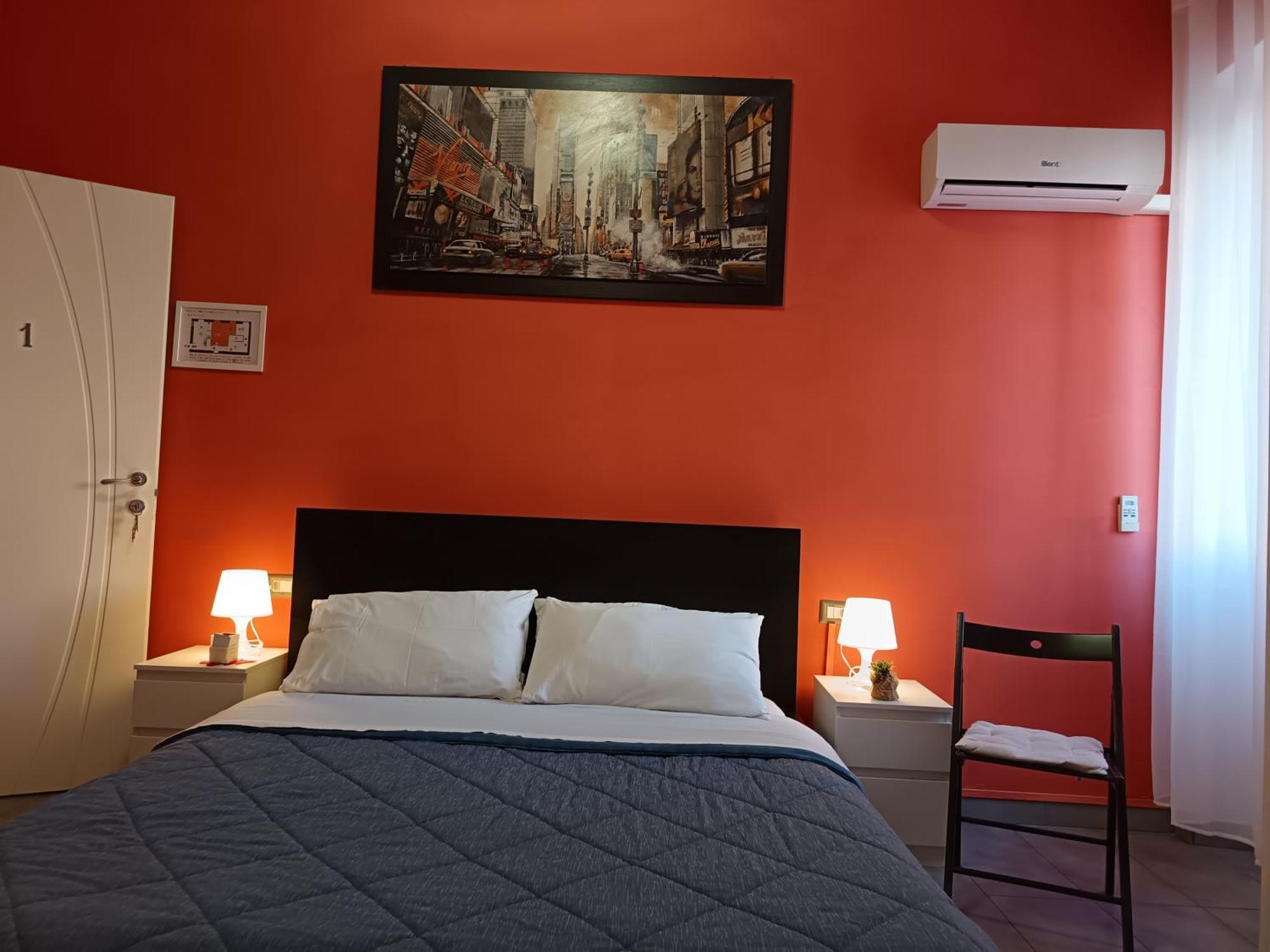 Adriatic Room 50 M Dalla Stazione Ferroviaria Di Ciampino E Dalla Navetta Aeroportuale Екстериор снимка