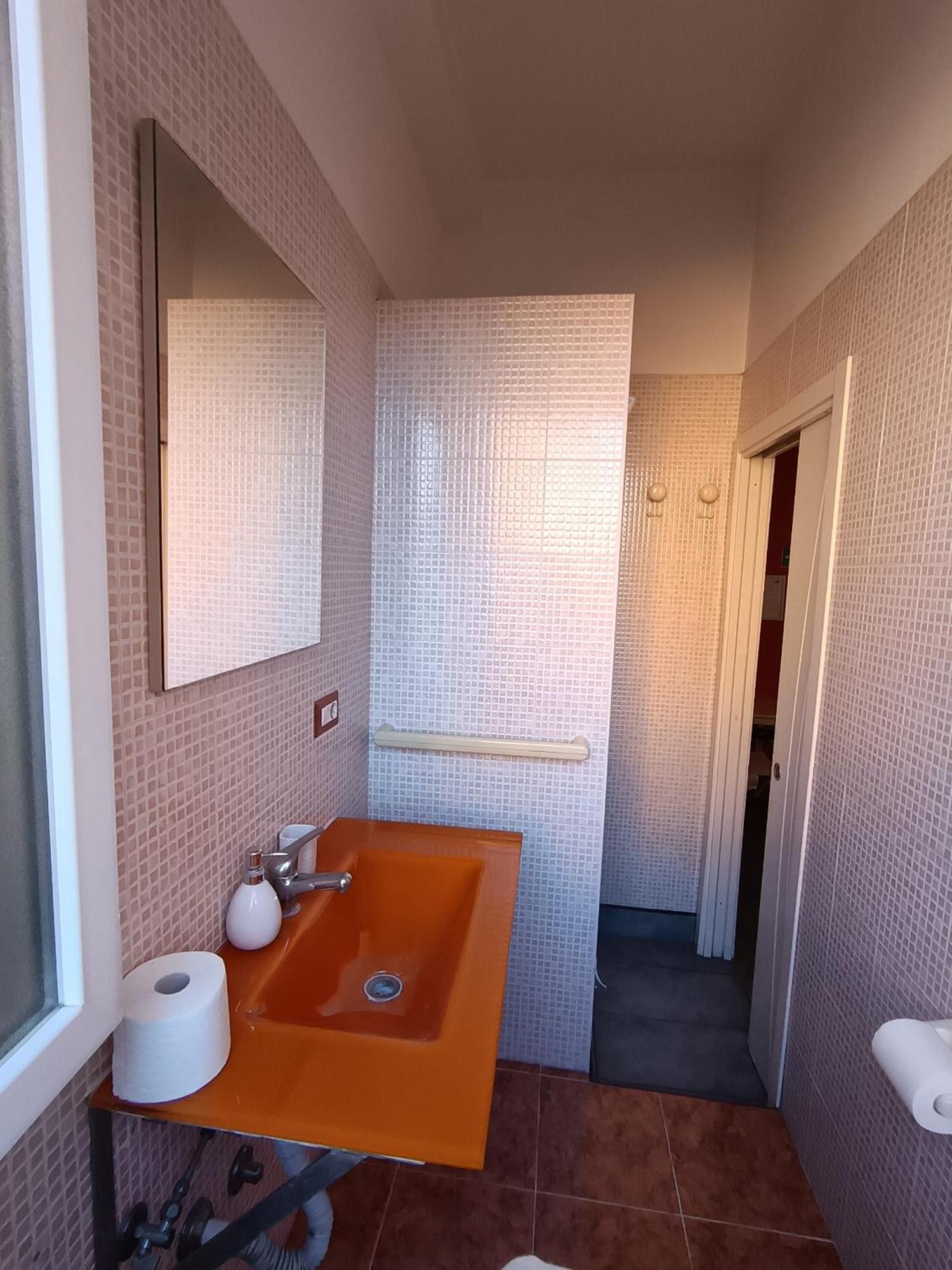 Adriatic Room 50 M Dalla Stazione Ferroviaria Di Ciampino E Dalla Navetta Aeroportuale Екстериор снимка