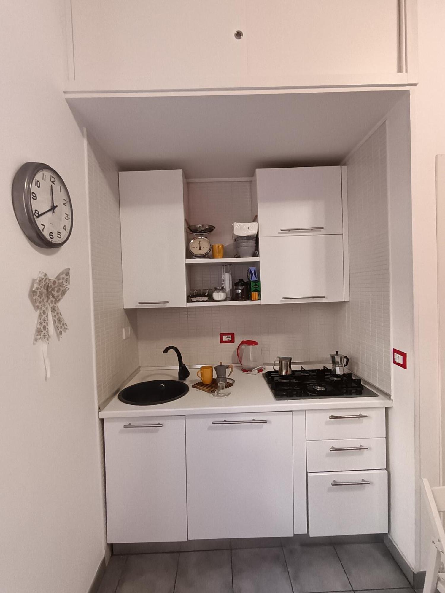 Adriatic Room 50 M Dalla Stazione Ferroviaria Di Ciampino E Dalla Navetta Aeroportuale Екстериор снимка